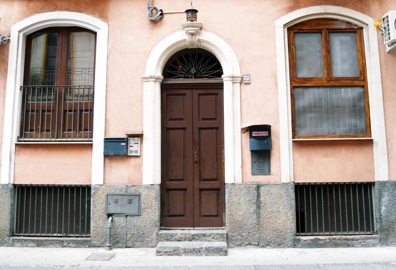 Ninetti Guest House - Apt Centro Storico Katania Zewnętrze zdjęcie