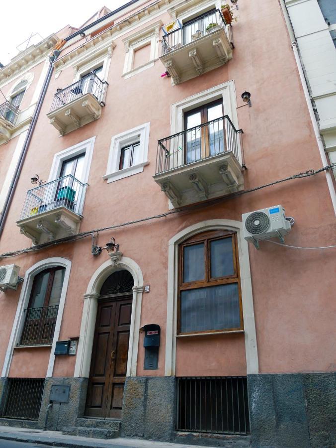 Ninetti Guest House - Apt Centro Storico Katania Zewnętrze zdjęcie
